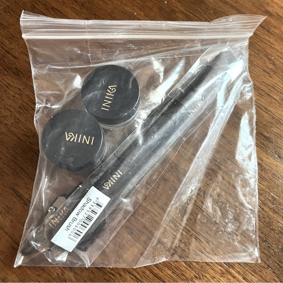 INIKA
ORGANIC MAKEUP 
WORLD'S HIGHEST CERTIFIED
BEAUTY BRAND - Picture 2 of 14